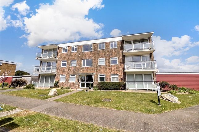 2 bed property, in Overstrand Avenue, £250,000