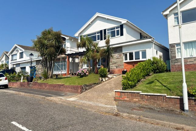 3 bed property, in Lambswell Close, £600,000