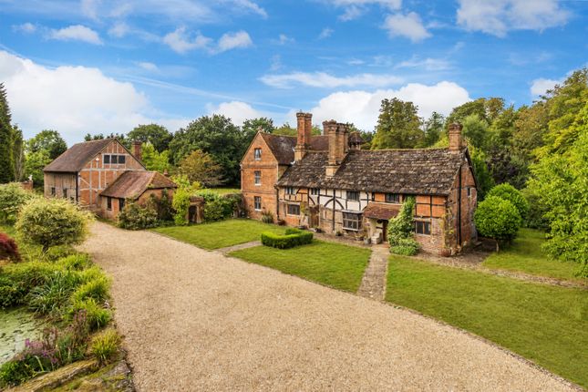 8 bed property, in Horsham Road, £1,250,000