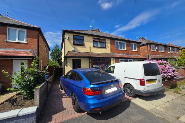 3 bed property, in 22 Coniston Drive, £110,000