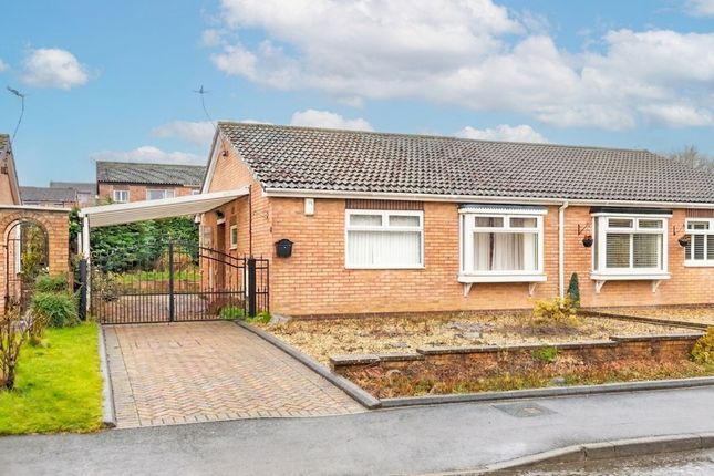 2 bed property, in Etwall Close, £180,000