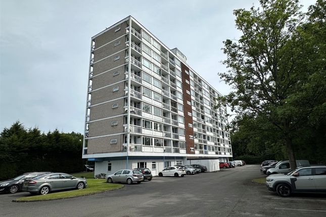 1 bed property, in Glebelands Road, £60,000