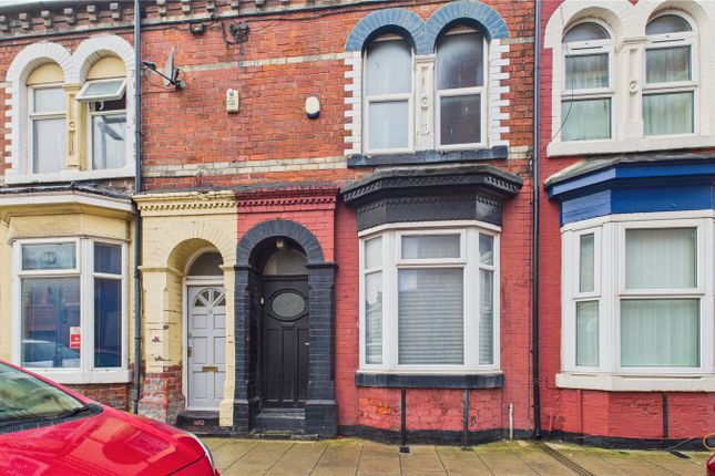 3 bed property, in Pelham Street, £90,000