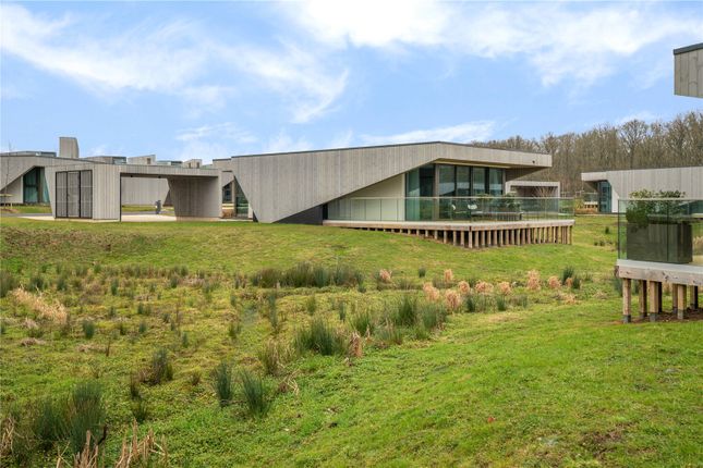 2 bed property, in Escapade Silverstone, £1,000,000