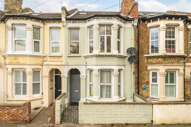 3 bed property, in Townmead Road, £700,000