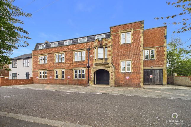 4 bed property, in Townfield Gardens, £450,000