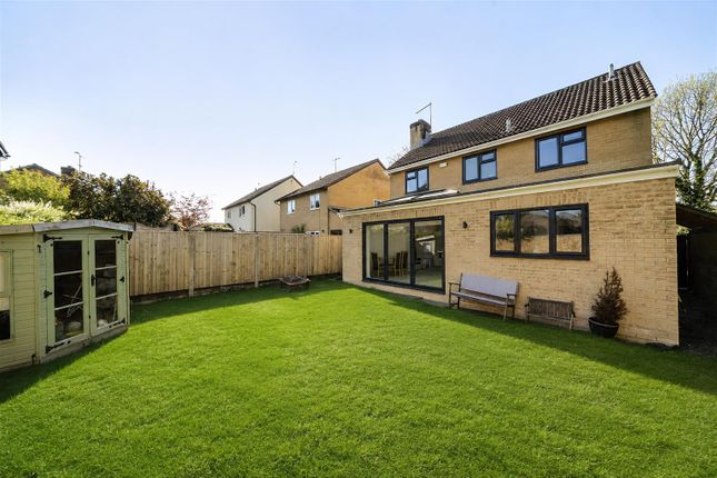 4 bed property, in Bere Regis, £465,000