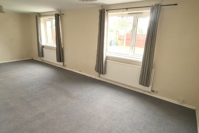 3 bed property, in Whittle Avenue, £289,950