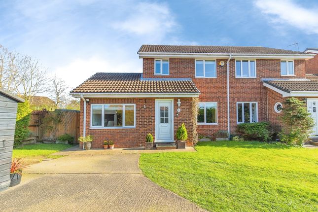 4 bed property, in Friary Gardens, £450,000