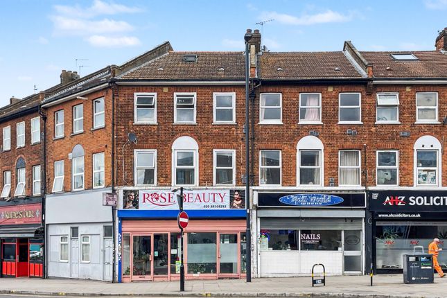 3 bed property, in Neasden Lane, £175,000