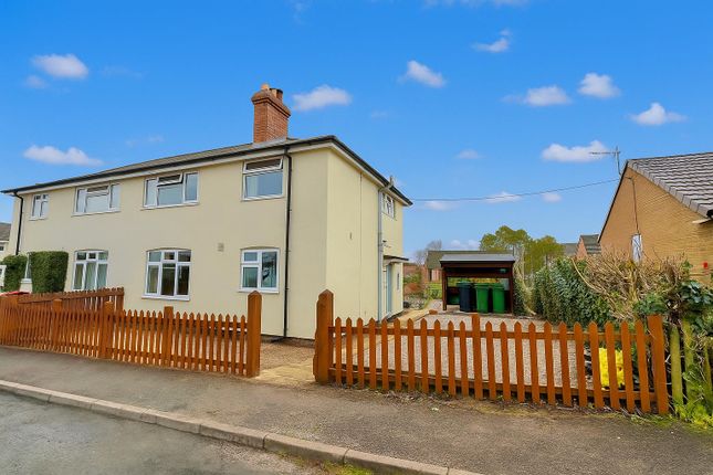 3 bed property, in Worrall Hill, £215,000
