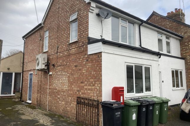 3 bed property, in Main Street, £550,000