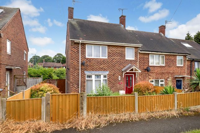 3 bed property, in Broadwood Road, £200,000