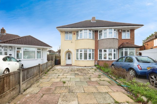 3 bed property, in Brean Avenue, £225,000