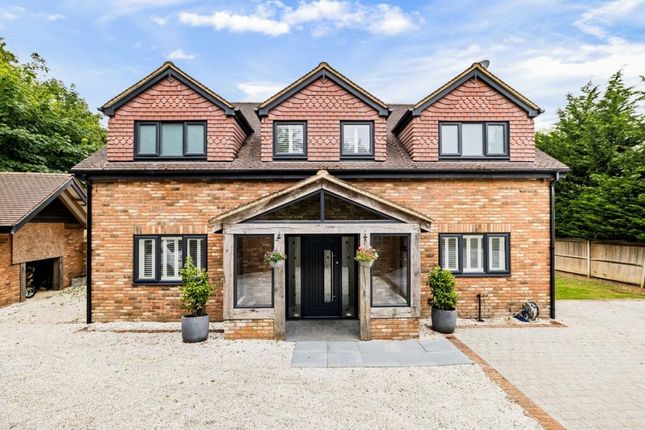 4 bed property, in Canterbury Road, £665,000