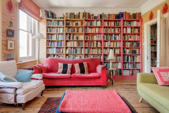 6 bed property, in Dalgarno Gardens, £2,500,000