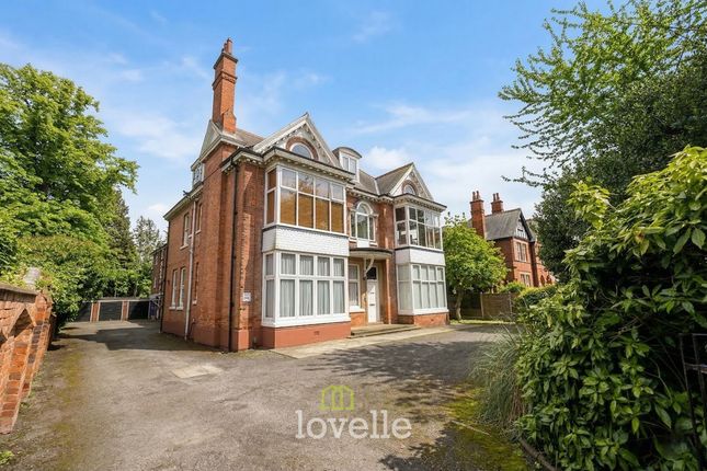 2 bed property, in Bargate, £94,950