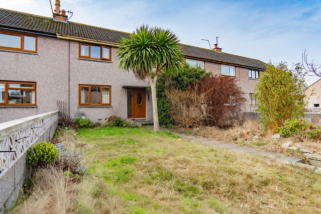 3 bed property, in Cockburn Place, £160,000