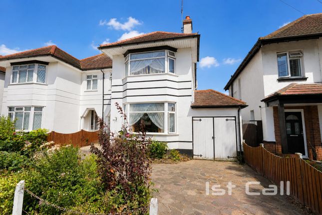4 bed property, in Marlborough Road, £500,000