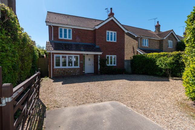 4 bed property, in Greenway Lane, £385,000