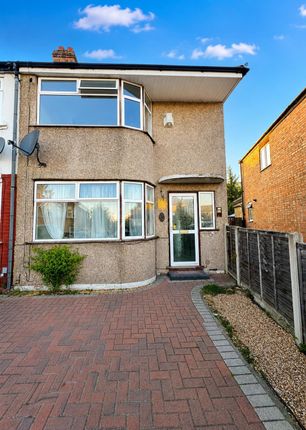 3 bed property, in Stanley Avenue, £525,000