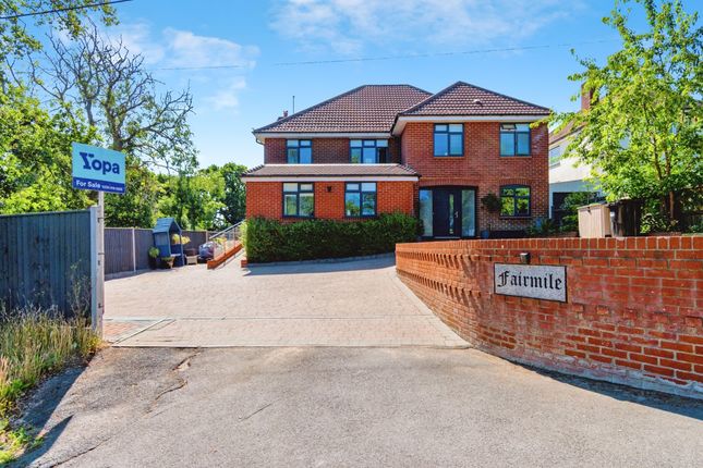 8 bed property, in Blackfield Road, £700,000
