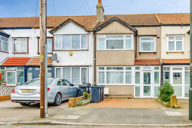 3 bed property, in Galpins Road, £425,000