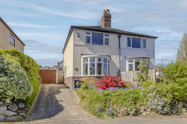 2 bed property, in New Inn Lane, £179,950