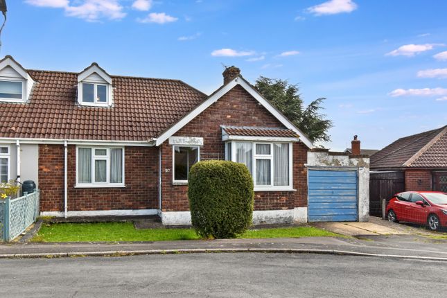 3 bed property, in 10 Mayfield Crescent, £155,000