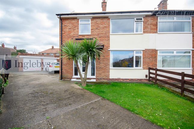 3 bed property, in Priestcrofts, £279,950