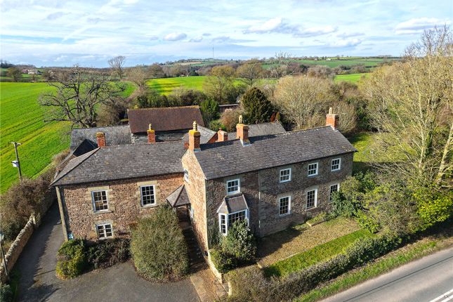 5 bed property, in Yatton, £775,000