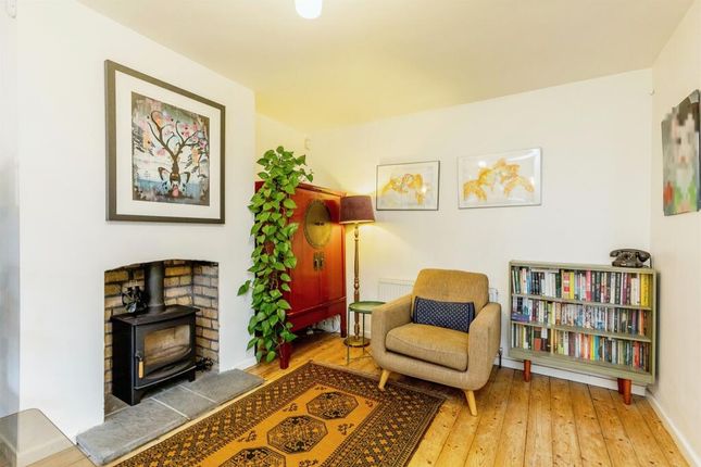 4 bed property, in Hendre Road, £555,000