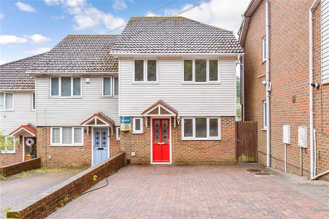 3 bed property, in St. Radigund's Road, £200,000