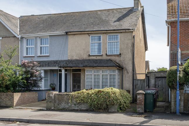 3 bed property, in East Street, £260,000
