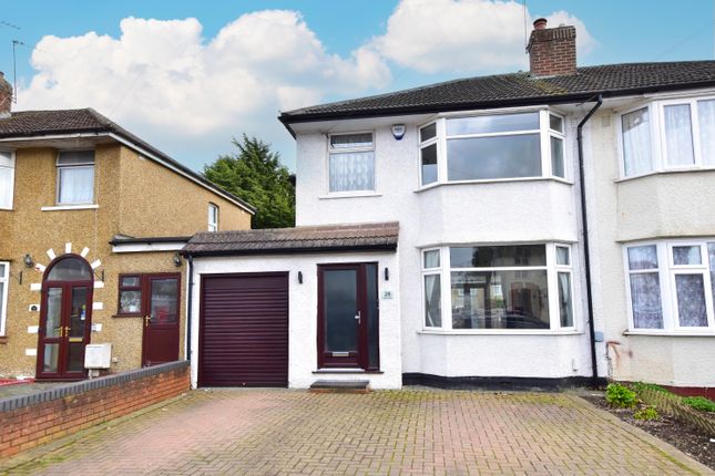 3 bed property, in Westlea Avenue, £550,000