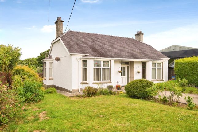 3 bed property, in Dinas, £315,000