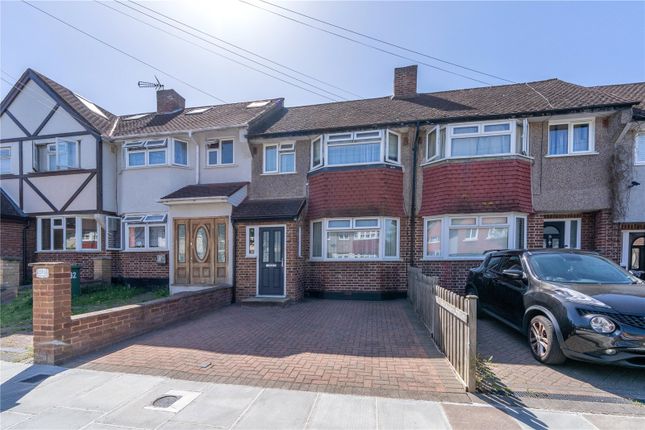 3 bed property, in Fulwell Park Avenue, £650,000