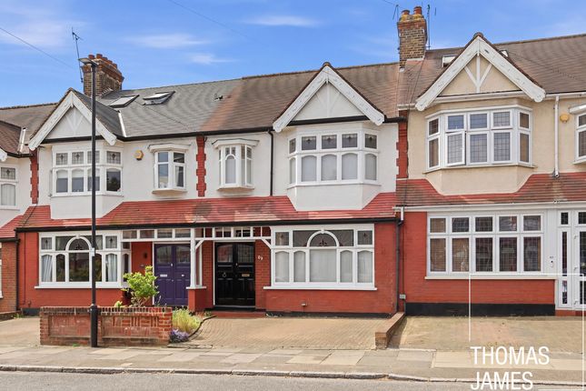 3 bed property, in Farm Road, £685,000