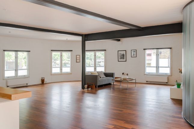 2 bed property, in Grange Road, £1,400,000