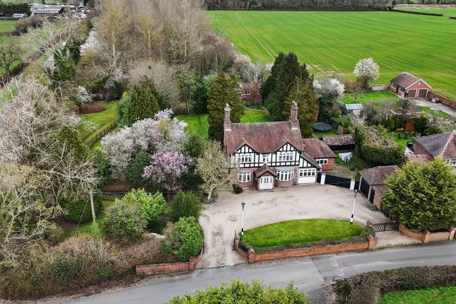 4 bed property, in Bourne Croft, £1,350,000