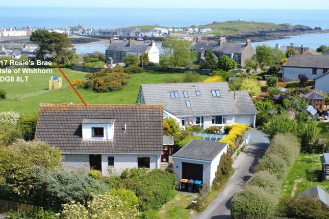 2 bed property, in Rosie's Brae, £200,000