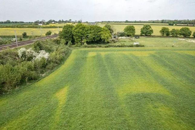 Land, in Sandridgebury Lane, £12,000