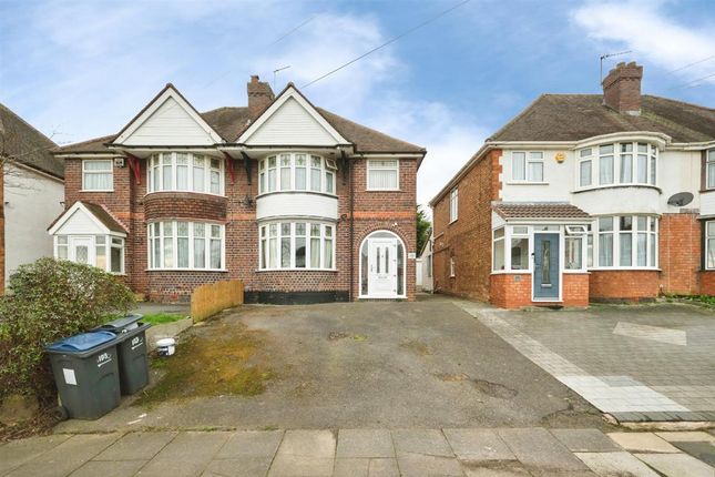 3 bed property, in Barrows Lane, £280,000