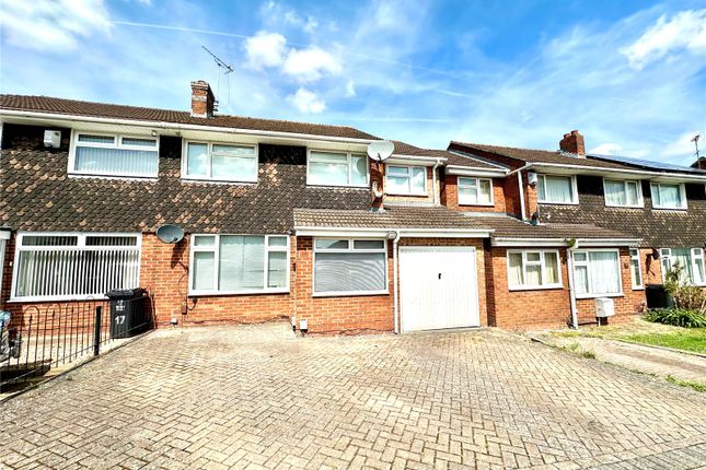 4 bed property, in Queensfield, £370,000