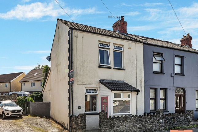 2 bed property, in Bedwas Road, £240,000