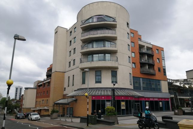 1 bed property, in Francis Road, £118,000