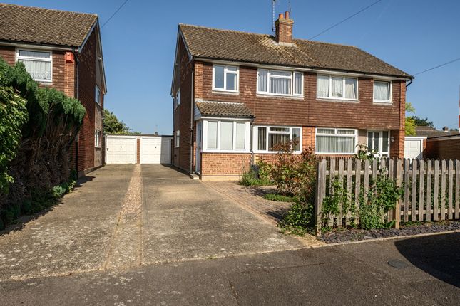 3 bed property, in Multon Road, £399,950