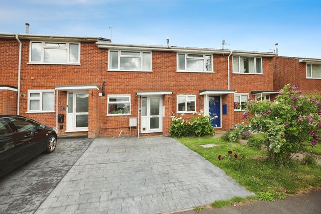 2 bed property, in Morse Road, £250,000