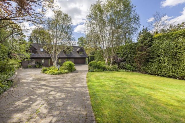4 bed property, in Pipers End, £2,950,000