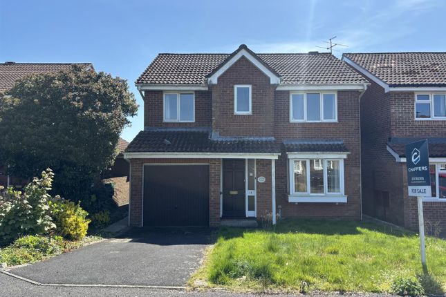 4 bed property, in Linden Park, £350,000